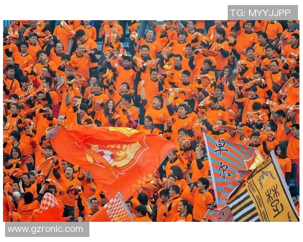 武汉足球队中路突破的优势与挑战分析及未来发展方向探讨